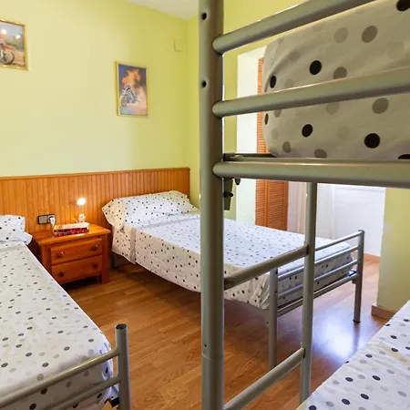 Villa Catalunya Casas Cozy Town For 8 - No Car Necessary! Pineda de Mar