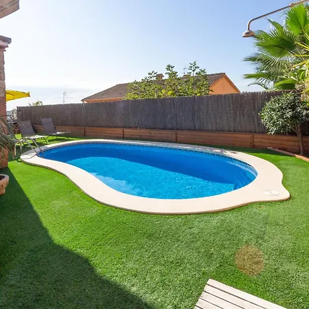 فيلة Catalunya Casas Cozy Town For 8 - No Car Necessary! بينيذا ذي مار